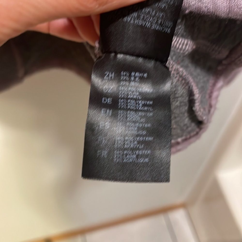 KUHL woman’s purple long sleeve sweatshirt - Picture 11 of 12